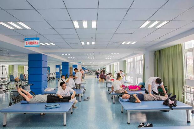 康複治療“殿後”，恢複人生“自如——記東方醫療集團康複醫學中心